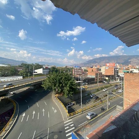 33 Hotel Bulerias Medellín Extérieur photo