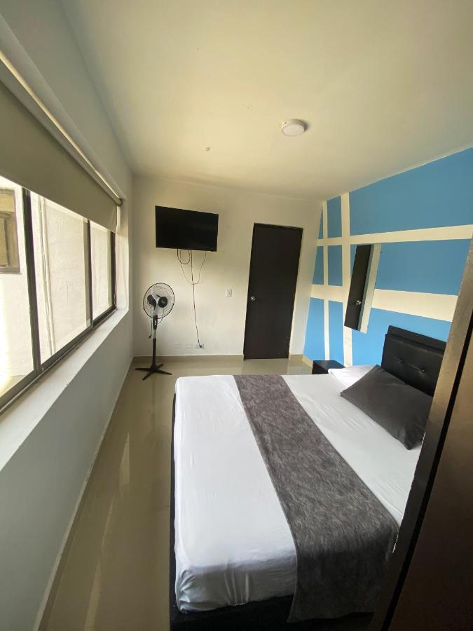 33 Hotel Bulerias Medellín Extérieur photo
