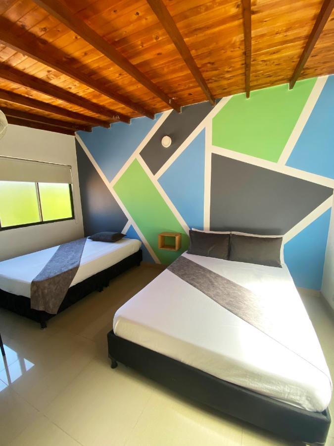 33 Hotel Bulerias Medellín Extérieur photo