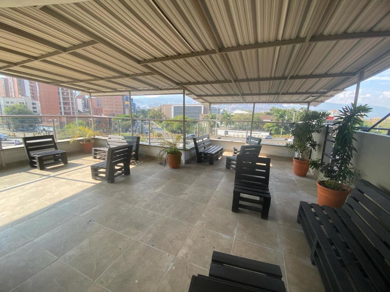 33 Hotel Bulerias Medellín Extérieur photo