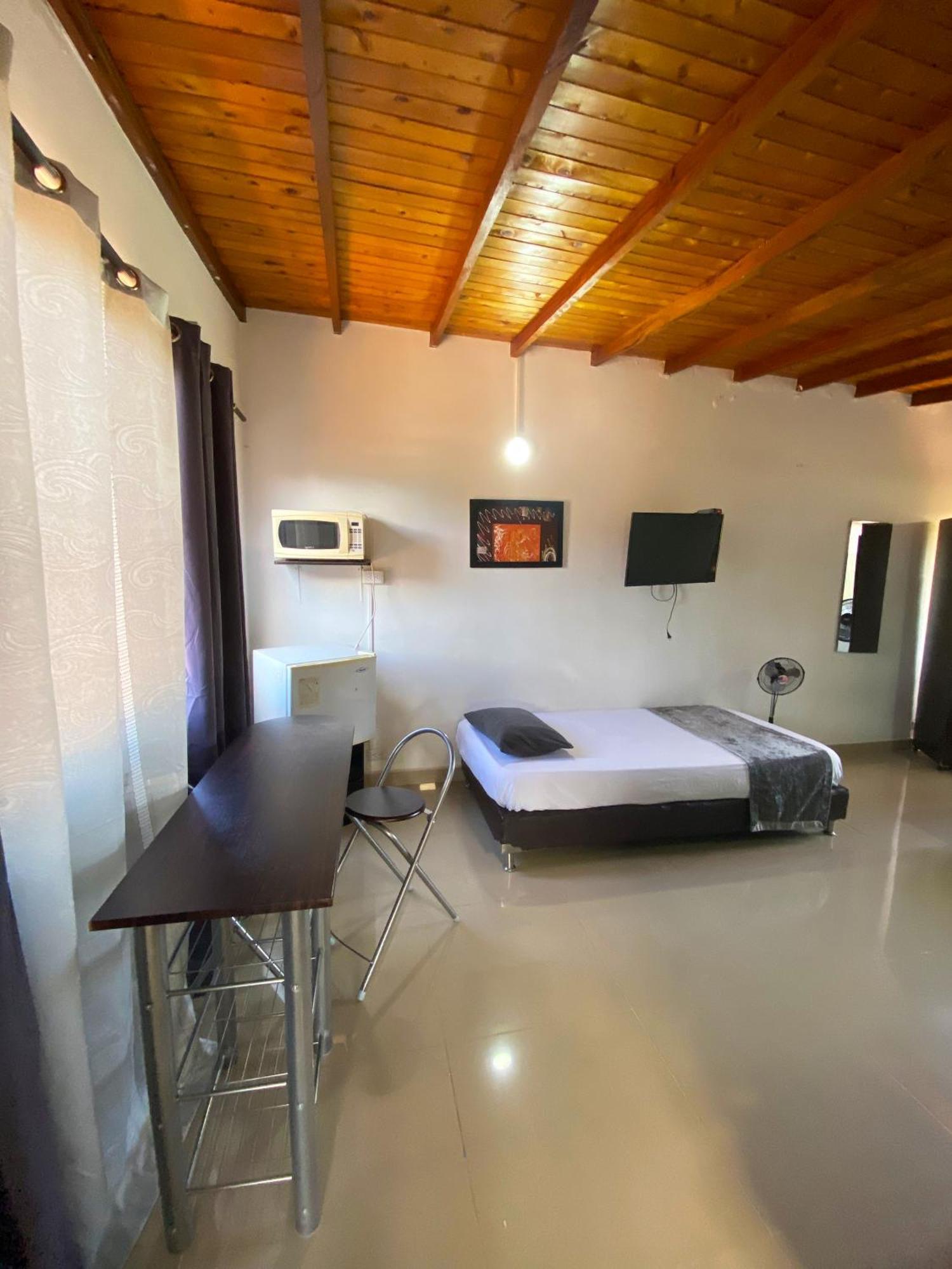 33 Hotel Bulerias Medellín Extérieur photo