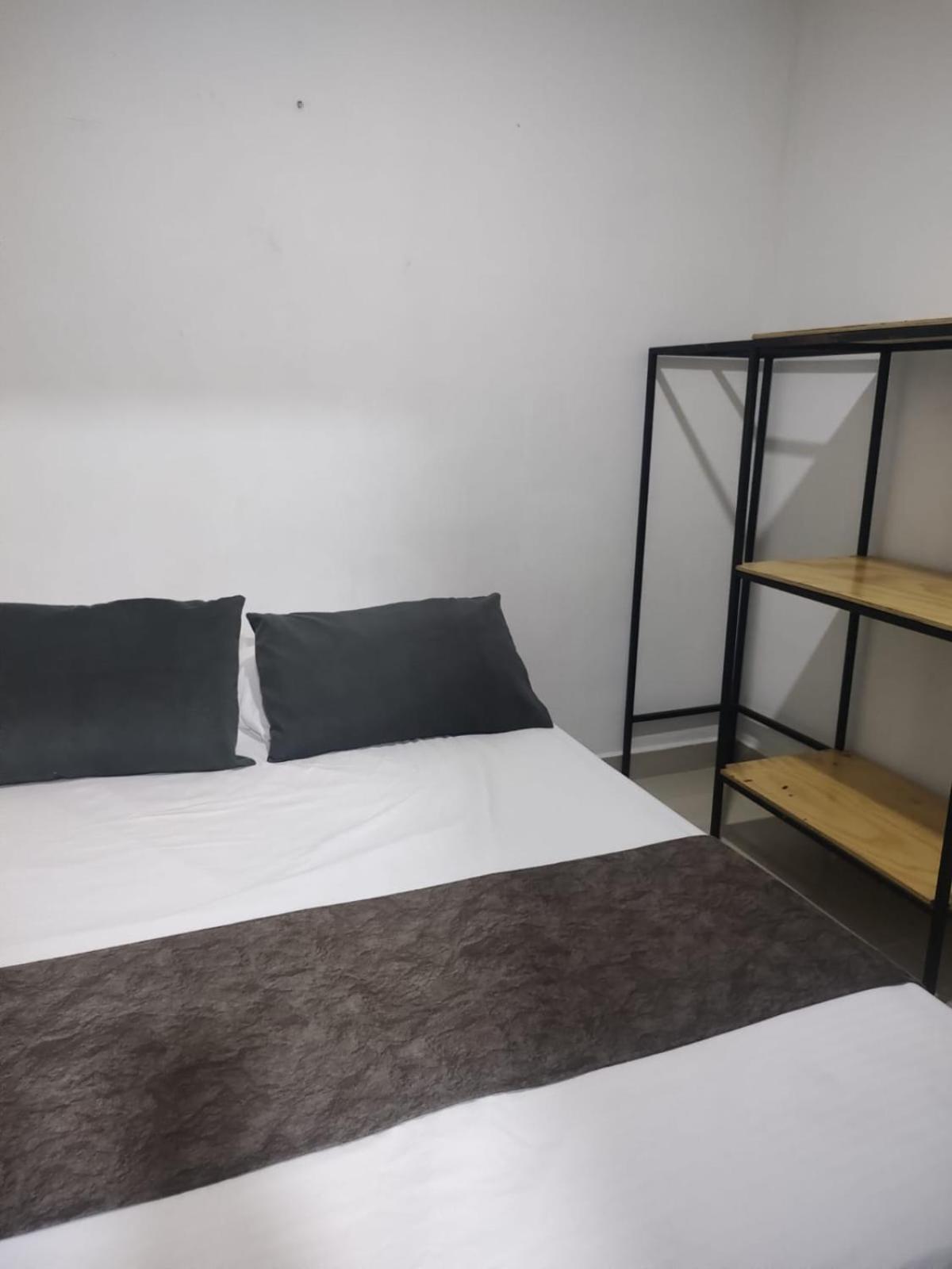 33 Hotel Bulerias Medellín Extérieur photo
